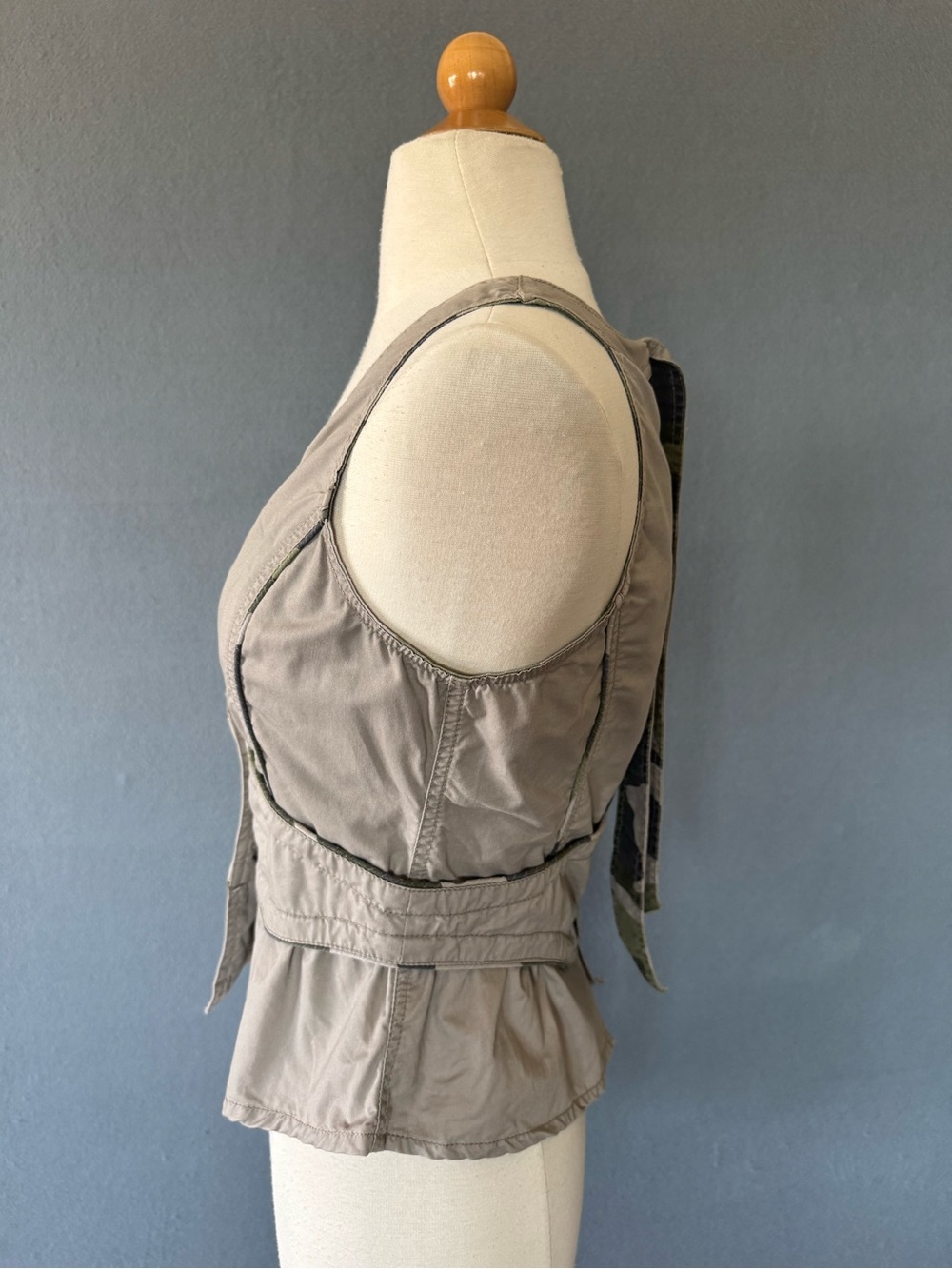 Puli Jels Basic House Gray Peplum Vest Top Size 90 Y2K Utility Military Cotton - Picture 3 of 14